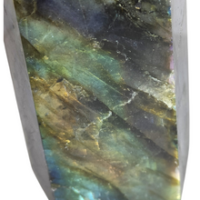Load image into Gallery viewer, Labradorite Point #78