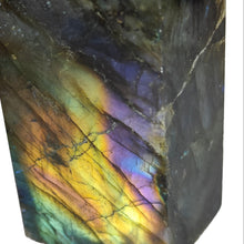 Load image into Gallery viewer, Labradorite Point #78