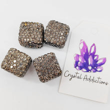 Load image into Gallery viewer, Rhinestone Designer Cubes