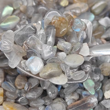 Load image into Gallery viewer, Crystal Chip Shovels