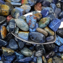 Load image into Gallery viewer, Crystal Chip Shovels