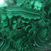 Load image into Gallery viewer, Malachite Pyramid # 54