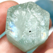 Load image into Gallery viewer, Aquamarine Raw