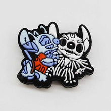 Load image into Gallery viewer, Beads - Silicone Focal #3