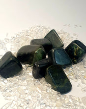 Load image into Gallery viewer, Serpentine/Jade Tumble