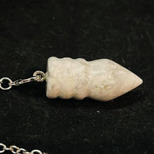 Load image into Gallery viewer, Howlite Pendulums
