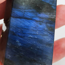 Load image into Gallery viewer, Labradorite Point P.I # 83
