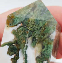 Load image into Gallery viewer, Moss Agate Point # 184
