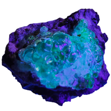 Load image into Gallery viewer, Mexican Hyalite Opal # 87
