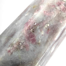 Load image into Gallery viewer, Unicorn Stone Point # 112
