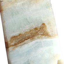Load image into Gallery viewer, Caribbean Calcite Point P.I # 171
