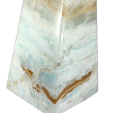 Load image into Gallery viewer, Caribbean Calcite Point # 131
