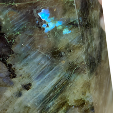 Load image into Gallery viewer, Labradorite Tower # 5
