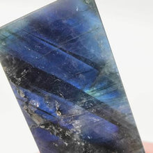 Load image into Gallery viewer, Labradorite Point # 43
