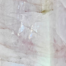 Load image into Gallery viewer, Kunzite Point # 70
