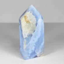 Load image into Gallery viewer, Blue Lace Agate Point P.I # 40
