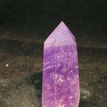 Load image into Gallery viewer, Amethyst Point #155
