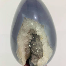 Load image into Gallery viewer, Agate Druzy Egg # 41
