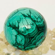 Load image into Gallery viewer, Malachite Sphere # 79
