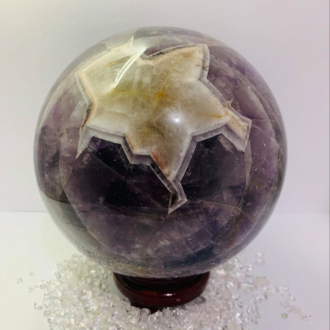 Chevron Amethyst Sphere XL #100