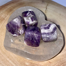 Load image into Gallery viewer, Chevron Amethyst Tumble
