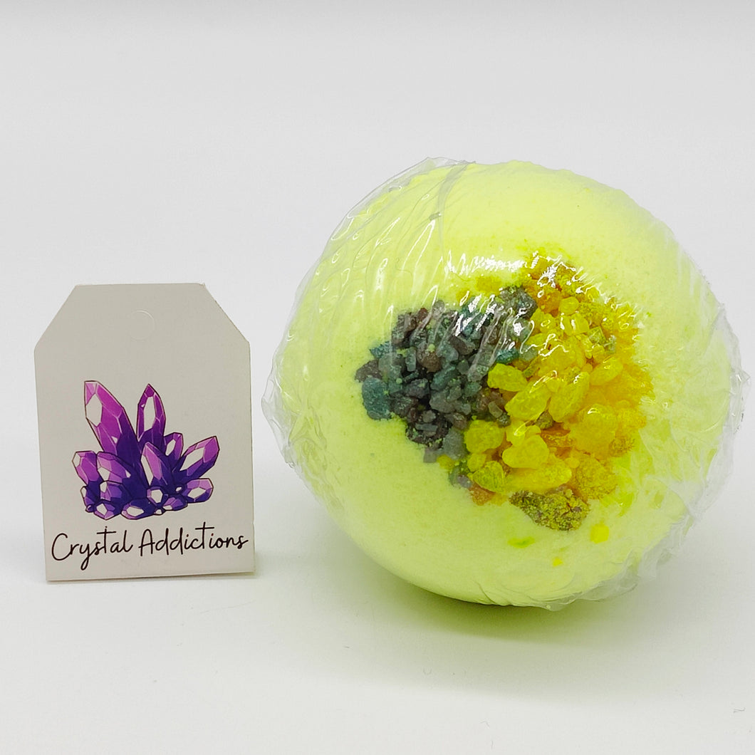 Geode Bathbomb with Crystal Surprise - Lemon Zest
