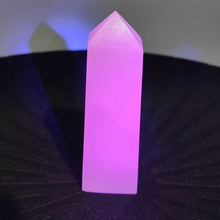 Load image into Gallery viewer, Mangano Calcite Point # 165
