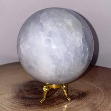 Load image into Gallery viewer, Gold Mini Sphere Stand
