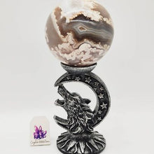 Load image into Gallery viewer, Silver Resin Howling Wolf Sphere Stands
