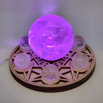 Wooden Light Up USB Sphere Stand – Crystal Addictions