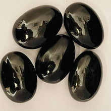 Load image into Gallery viewer, Black Tourmaline Palmstone #59
