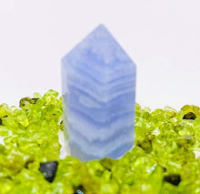 Load image into Gallery viewer, Blue Lace Agate Point # 46

