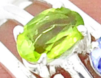 Load image into Gallery viewer, Peridot Stackable Ring
